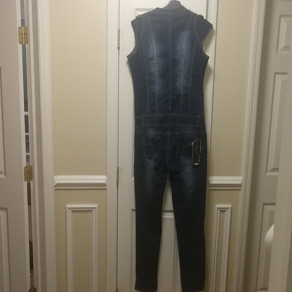 Denim stretch jumpsuit - Picture 7 of 10